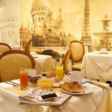 Hôtel Paix République -  breakfast